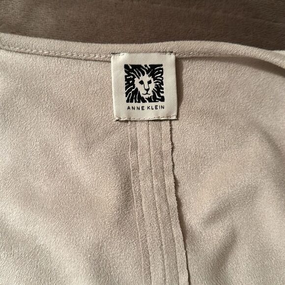 Anne Klein L Cream Micro Suede Open Front Light Professional Peplum Jacket - Picture 10 of 12